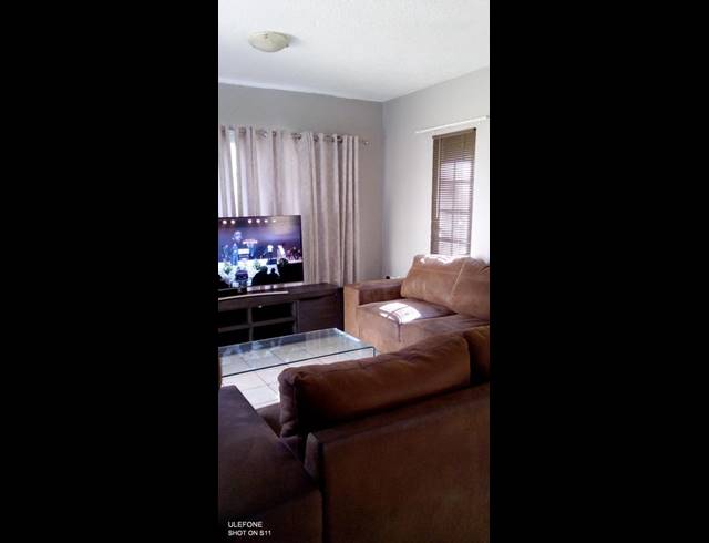 2 BEDROOM TOWNHOUSE FOR SALE IN BRAKPAN NORTH